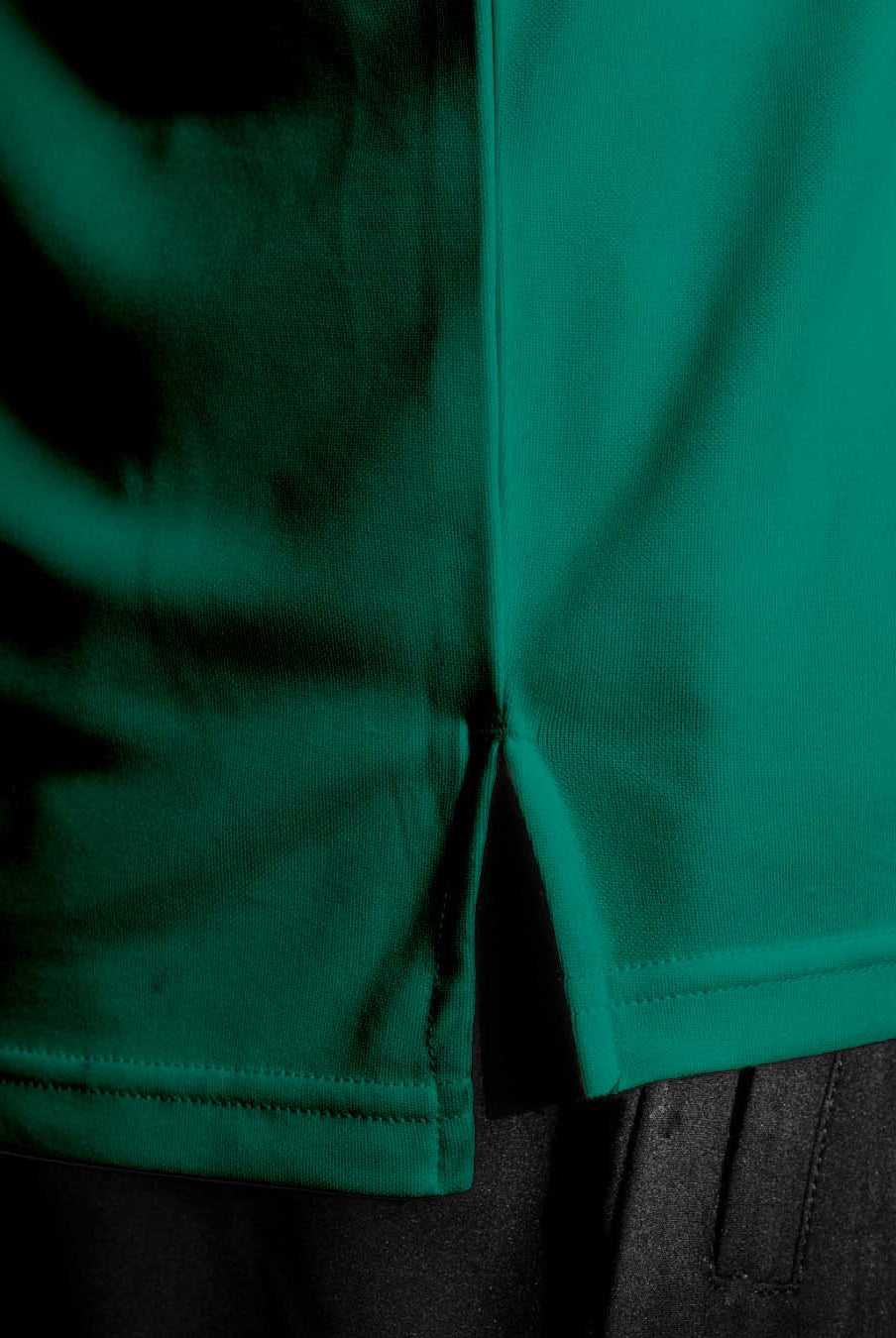 Close up photo of the hem on the Palermo shirt