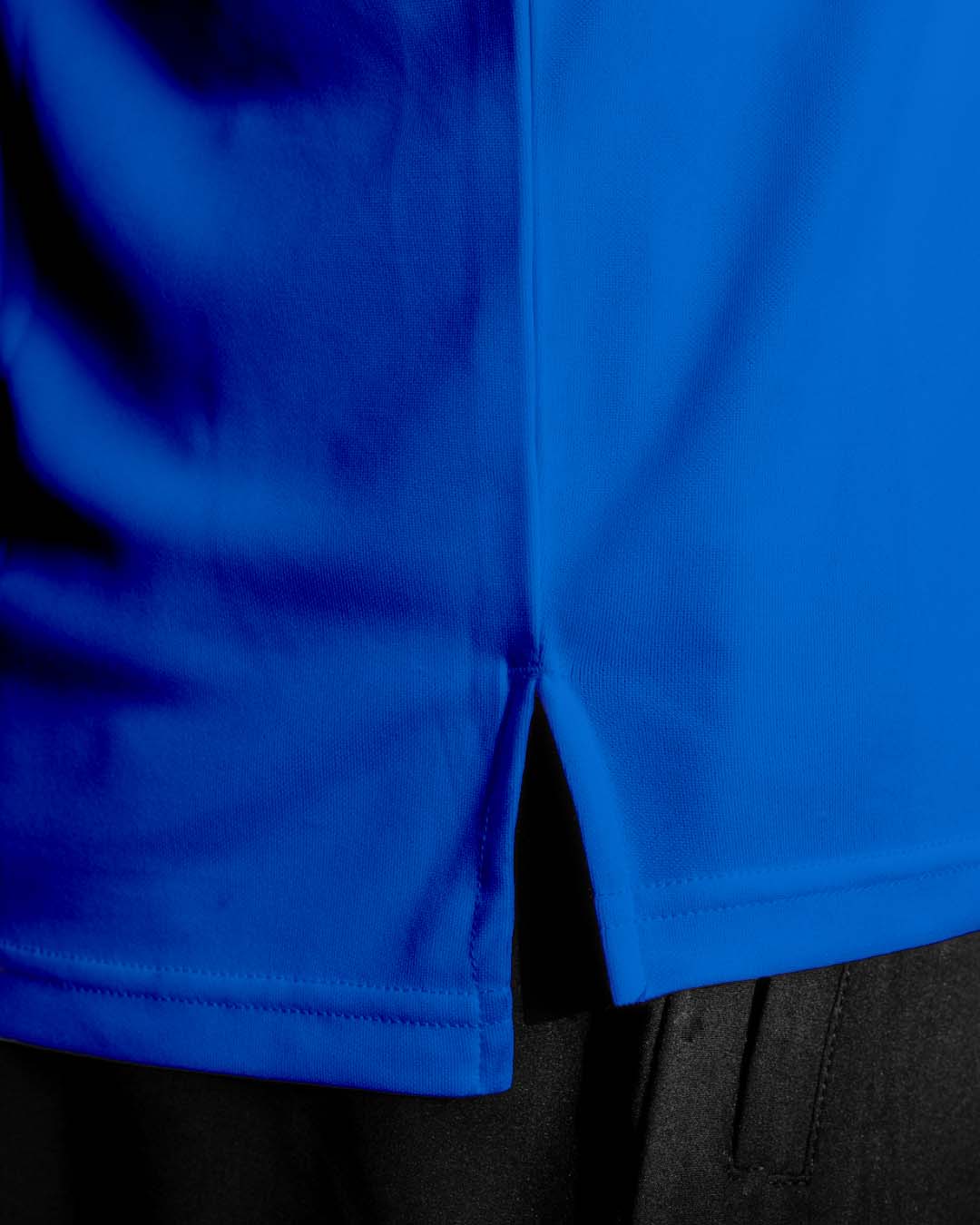 Close up photo of the hem on the Palermo shirt